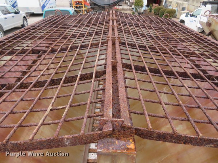 image for item FB9831 (2) Swenson spreader beds