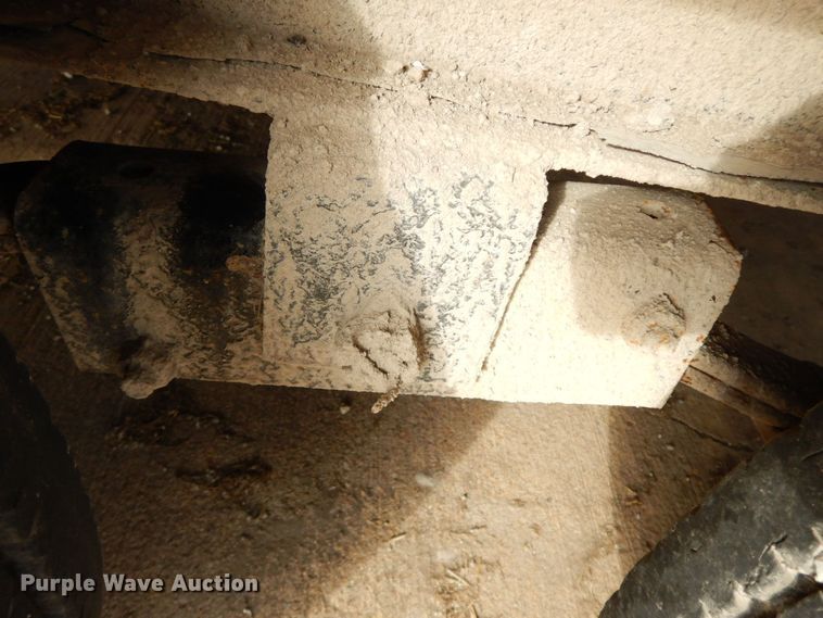 image for item HG9265 2015 Load Trail  equipment trailer