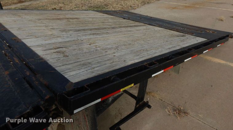 image for item HG9265 2015 Load Trail  equipment trailer