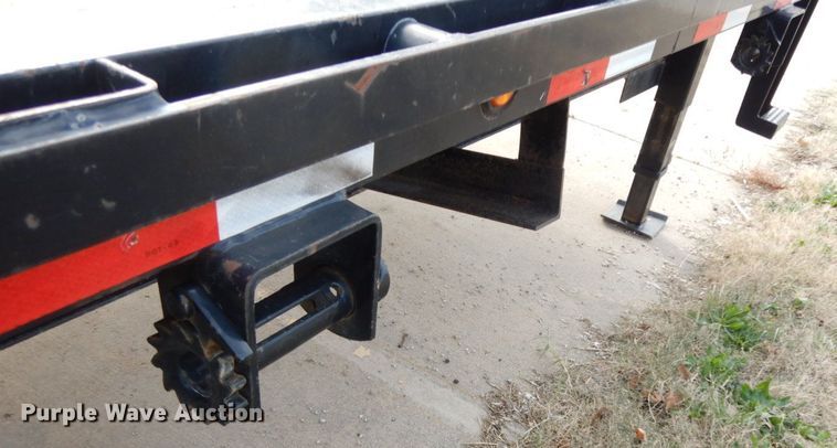 image for item HG9265 2015 Load Trail  equipment trailer