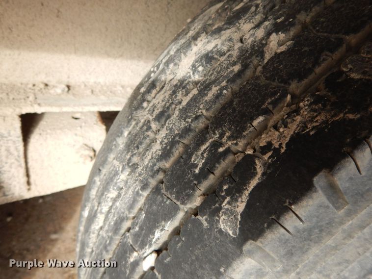 image for item HG9265 2015 Load Trail  equipment trailer