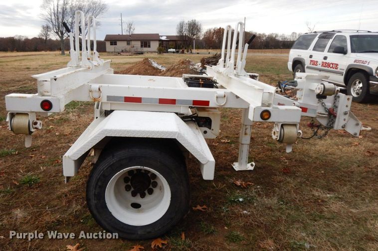 image for item HG9269 2013 Brooks Brothers  pole trailer