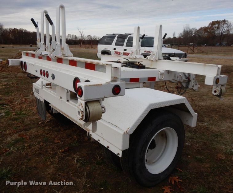 image for item HG9269 2013 Brooks Brothers  pole trailer