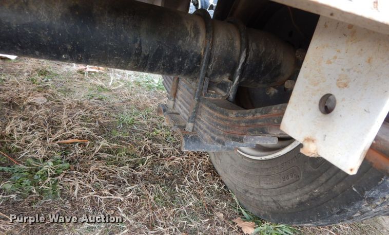 image for item HG9269 2013 Brooks Brothers  pole trailer