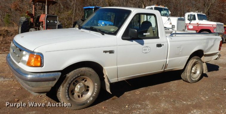 image for item HG9275 1997 Ford Ranger XLT  pickup truck