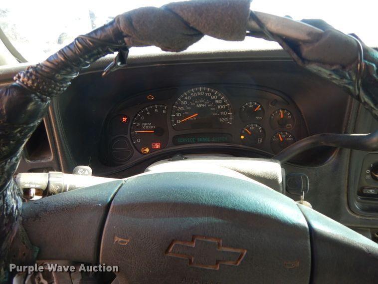 image for item HG9280 2003 Chevrolet Silverado 1500  pickup truck