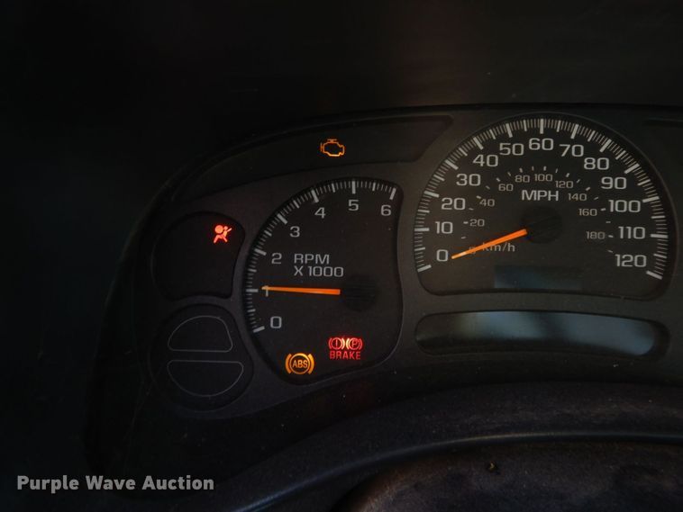 image for item HG9280 2003 Chevrolet Silverado 1500  pickup truck