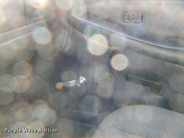 image for item HG9280 2003 Chevrolet Silverado 1500  pickup truck