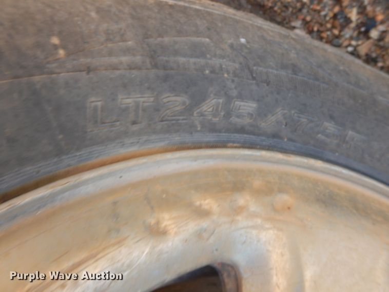 image for item HG9280 2003 Chevrolet Silverado 1500  pickup truck