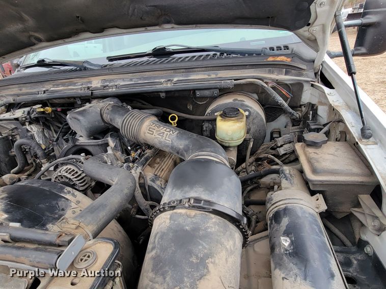 image for item HG9359 2003 Ford F350 Super Duty XL  box truck
