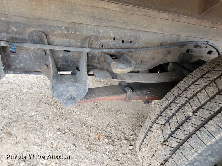 image for item HG9359 2003 Ford F350 Super Duty XL  box truck