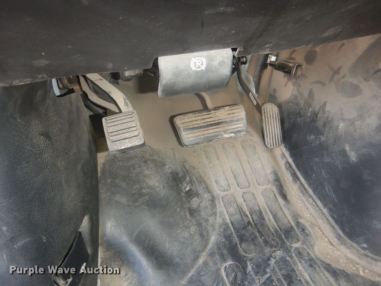 image for item HQ9538 2005 GMC Savana G1500  van