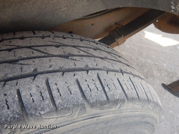 image for item HQ9538 2005 GMC Savana G1500  van