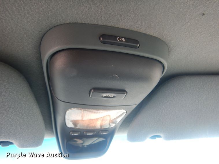 image for item HQ9542 1996 Ford Explorer XLT  SUV