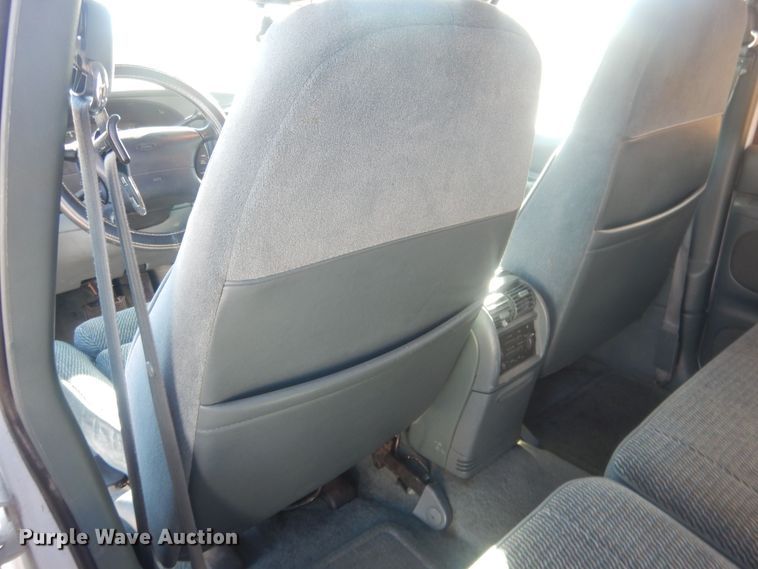 image for item HQ9542 1996 Ford Explorer XLT  SUV