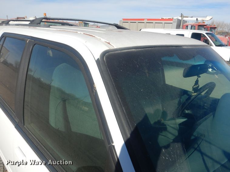 image for item HQ9542 1996 Ford Explorer XLT  SUV