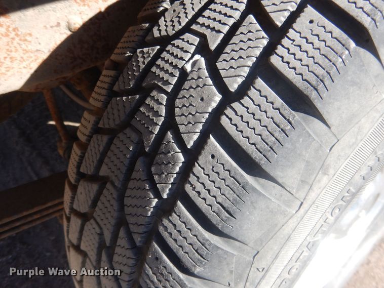 image for item HQ9542 1996 Ford Explorer XLT  SUV