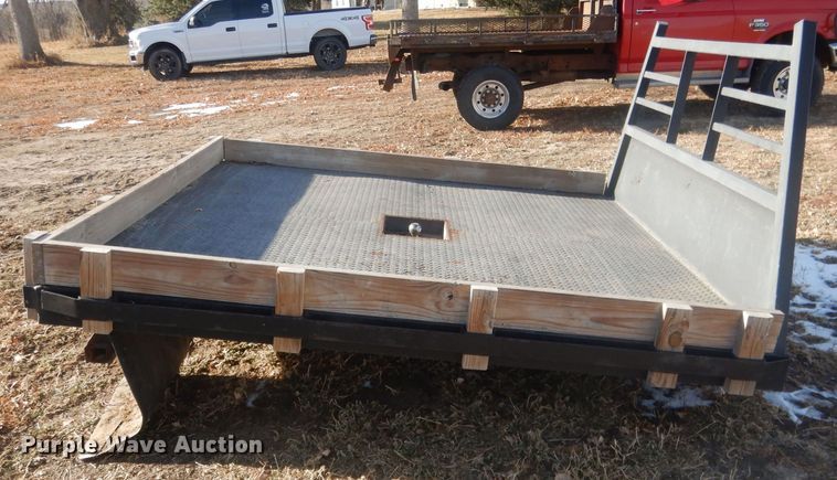 image for item HQ9545 Flatbed