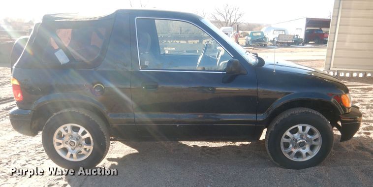 image for item HQ9555 2000 Kia Sportage  SUV