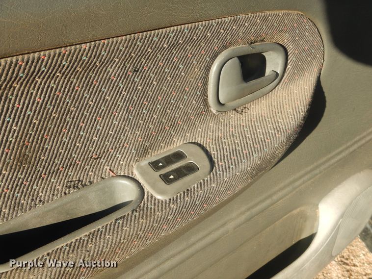 image for item HQ9555 2000 Kia Sportage  SUV