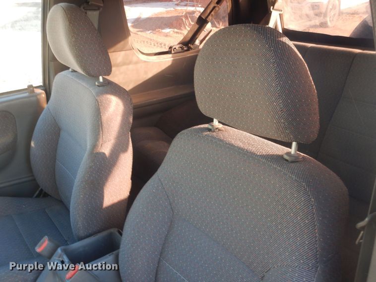 image for item HQ9555 2000 Kia Sportage  SUV