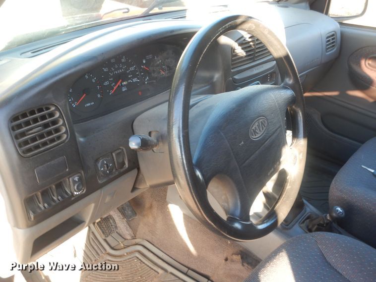 image for item HQ9555 2000 Kia Sportage  SUV