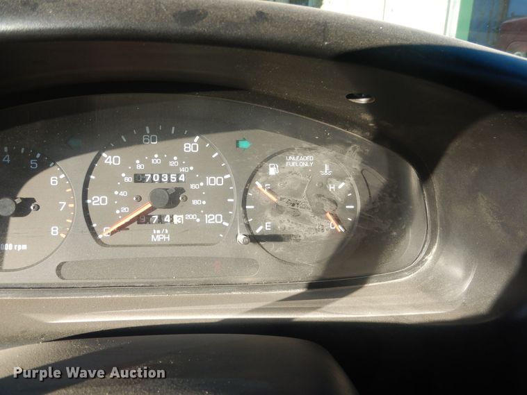 image for item HQ9555 2000 Kia Sportage  SUV