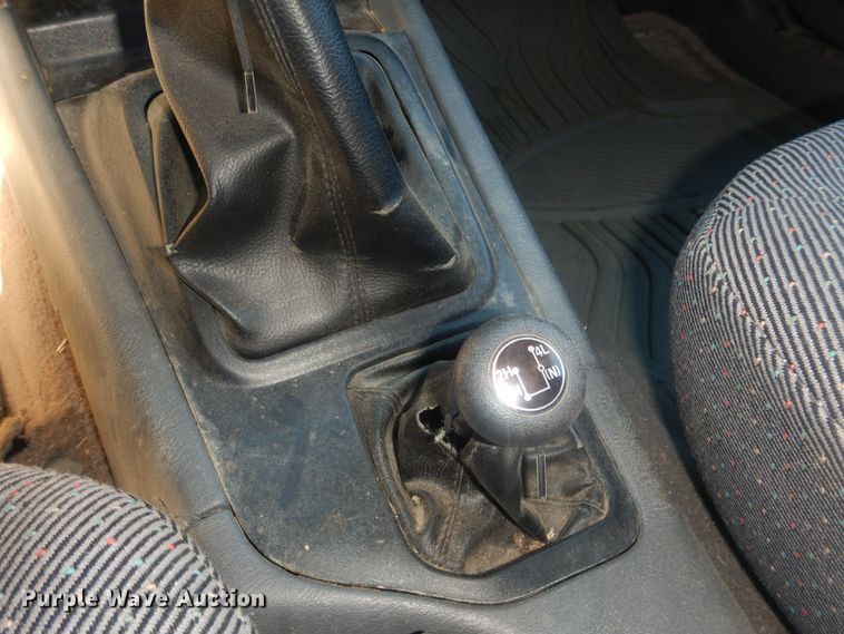 image for item HQ9555 2000 Kia Sportage  SUV