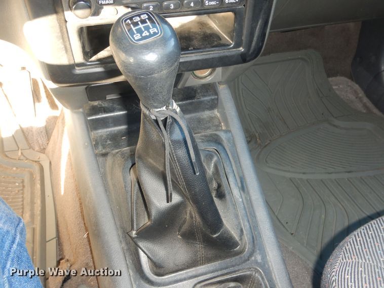 image for item HQ9555 2000 Kia Sportage  SUV