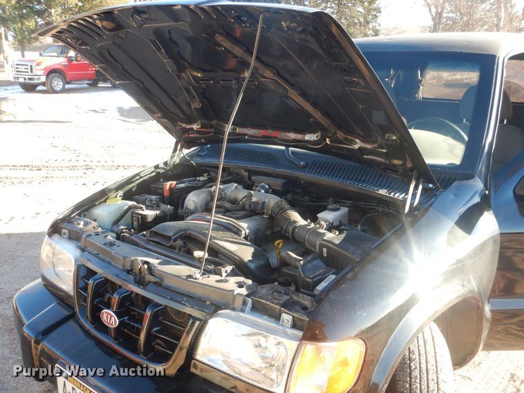 image for item HQ9555 2000 Kia Sportage  SUV
