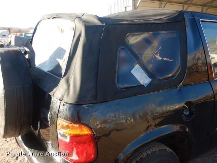 image for item HQ9555 2000 Kia Sportage  SUV