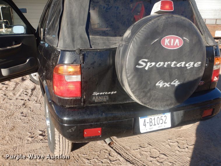 image for item HQ9555 2000 Kia Sportage  SUV