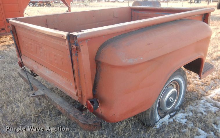 image for item HQ9560 Pickup truck bed trailer