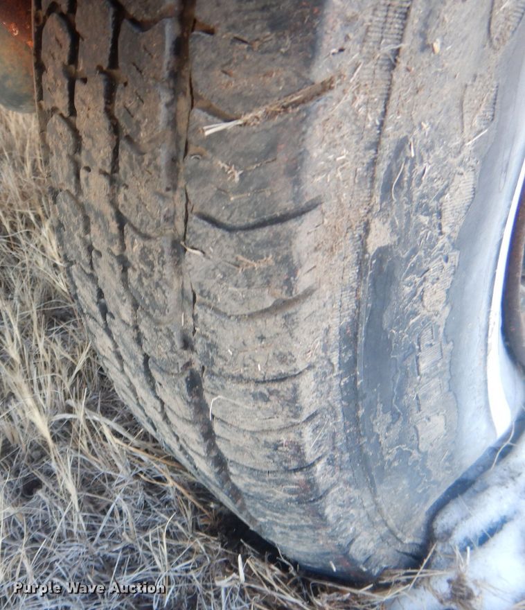 image for item HQ9560 Pickup truck bed trailer