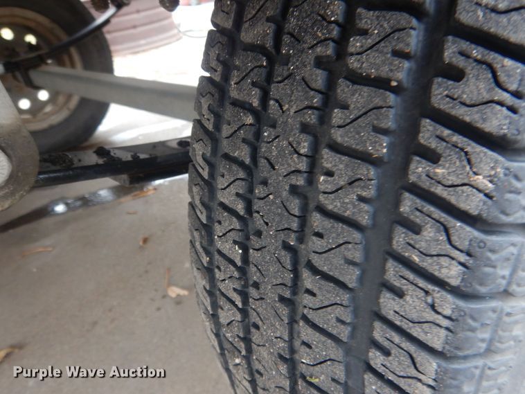 image for item HU9460 2001 Crestliner Angler  boat