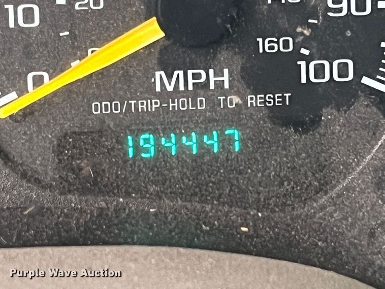 image for item ID9278 2000 GMC Sonoma  Ext. Cab pickup truck