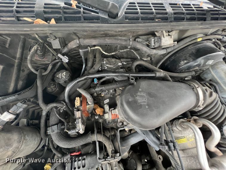 image for item ID9278 2000 GMC Sonoma  Ext. Cab pickup truck