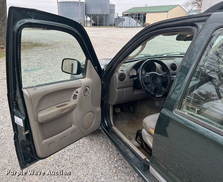 image for item ID9279 2003 Jeep Liberty Sport  SUV