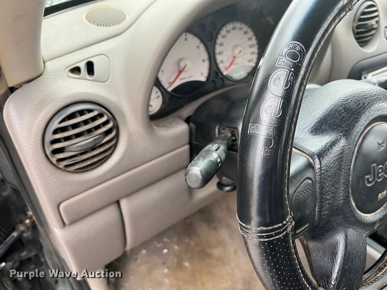 image for item ID9279 2003 Jeep Liberty Sport  SUV