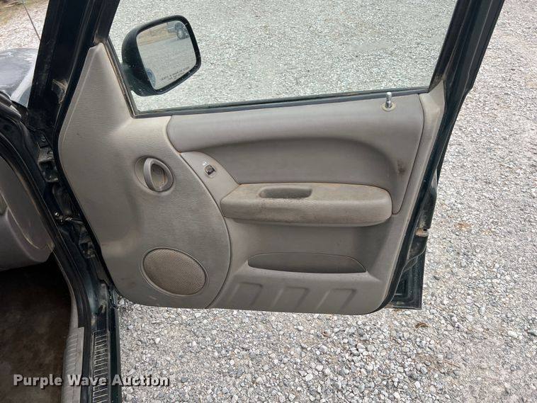 image for item ID9279 2003 Jeep Liberty Sport  SUV