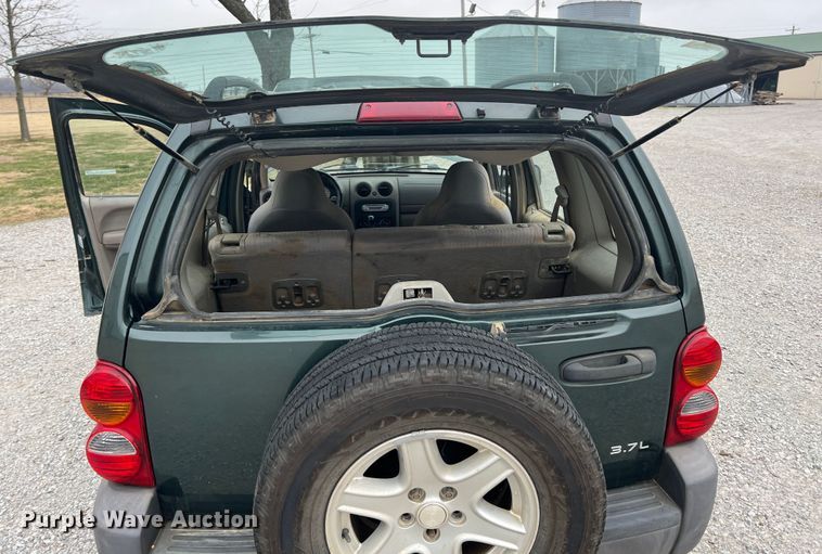 image for item ID9279 2003 Jeep Liberty Sport  SUV