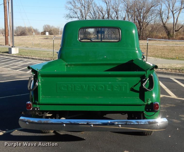 image for item IE9757 1953 Chevrolet Thriftmaster  pickup truck