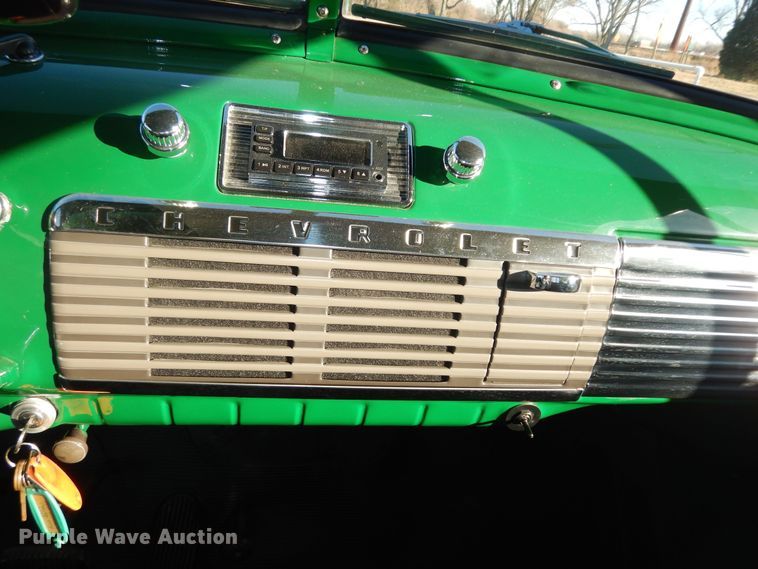 image for item IE9757 1953 Chevrolet Thriftmaster  pickup truck