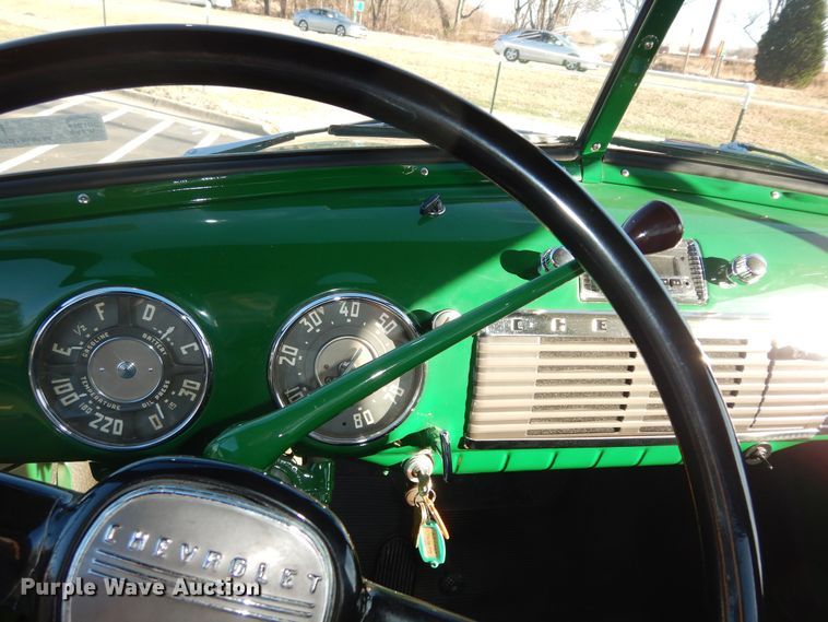 image for item IE9757 1953 Chevrolet Thriftmaster  pickup truck