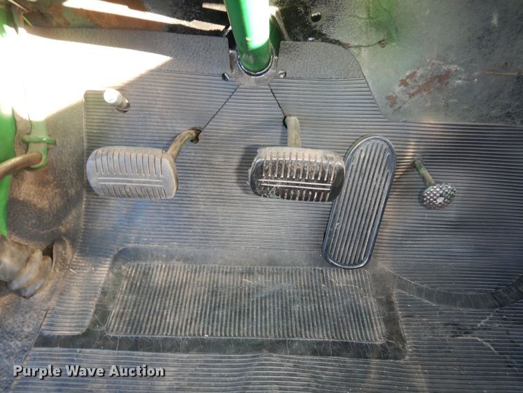 image for item IE9757 1953 Chevrolet Thriftmaster  pickup truck