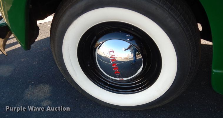 image for item IE9757 1953 Chevrolet Thriftmaster  pickup truck