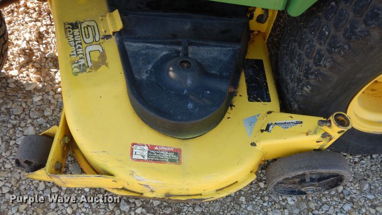 image for item IE9978 John Deere 445  lawn mower