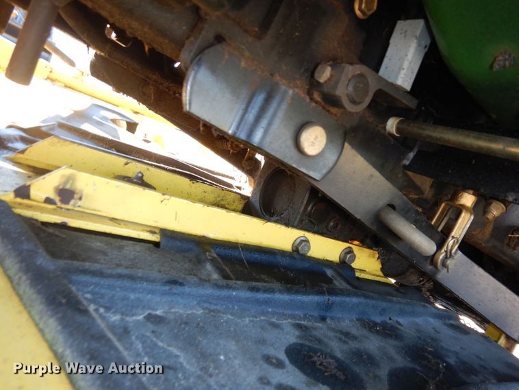 image for item IE9978 John Deere 445  lawn mower