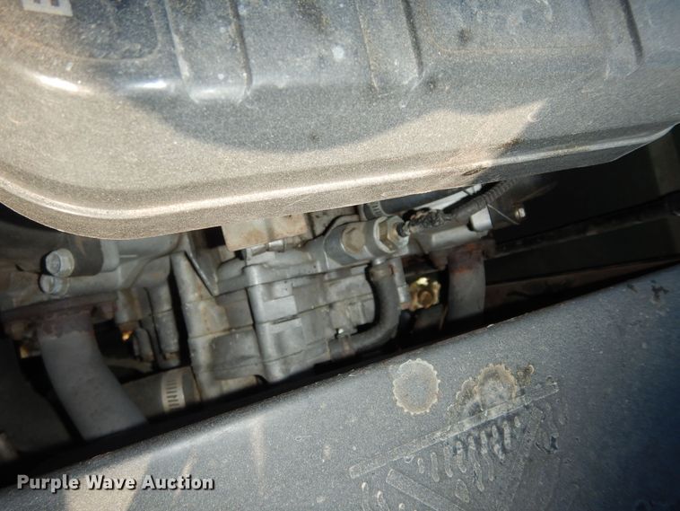 image for item IE9978 John Deere 445  lawn mower