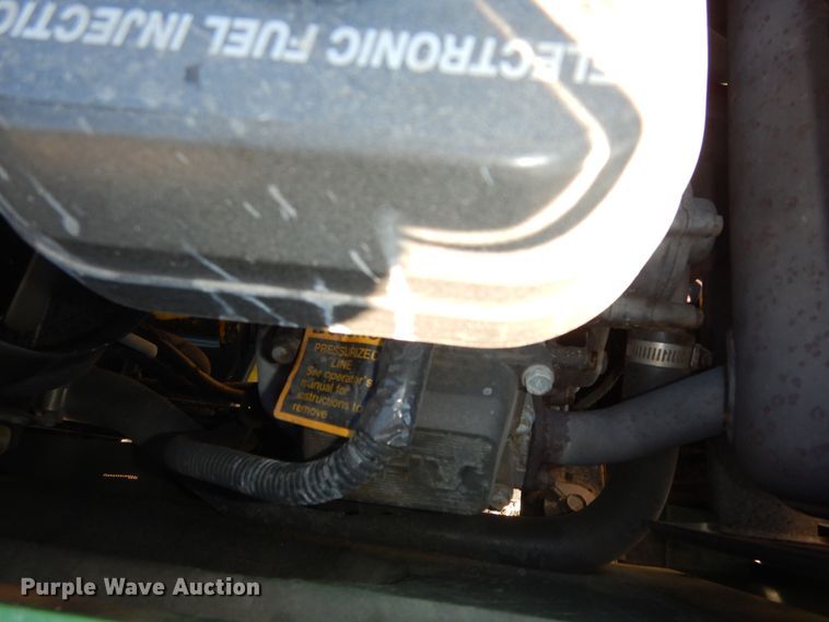 image for item IE9978 John Deere 445  lawn mower